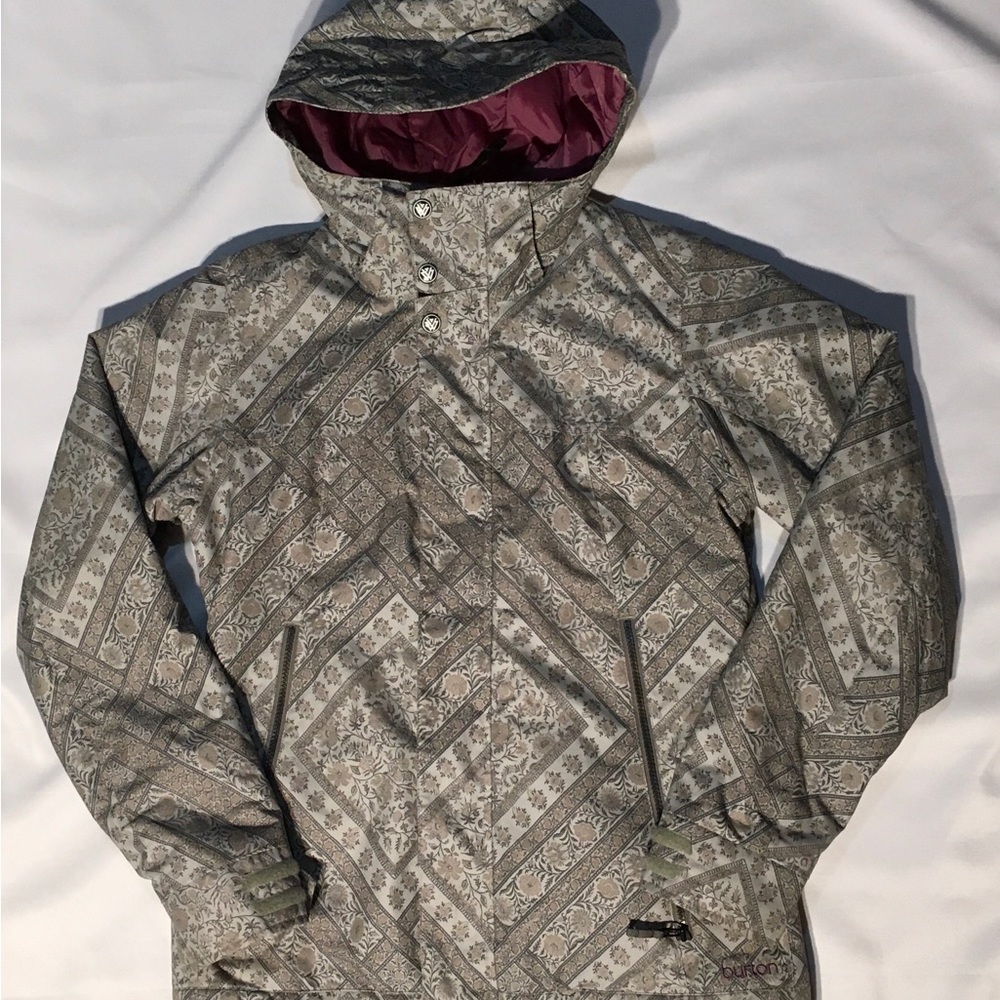 Burton ‘The Whites Collection’ Women’s DryRide - Size Med Skiing/Snowboarding